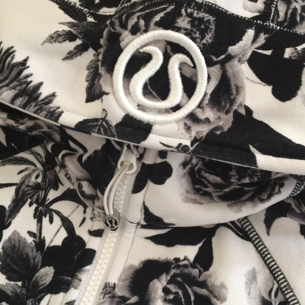 lululemon athletica Black & White Floral Hoodie Jacket - Picture 5 of 8